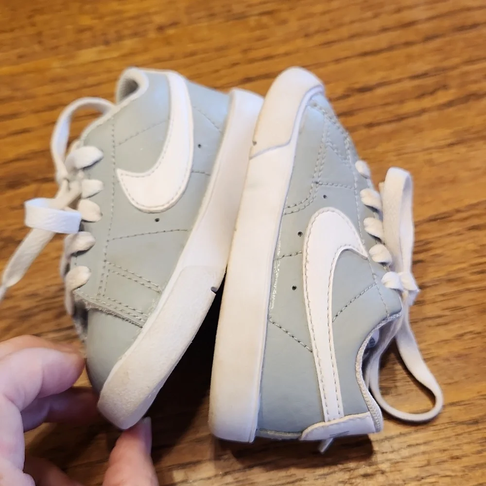 Nike Size 4